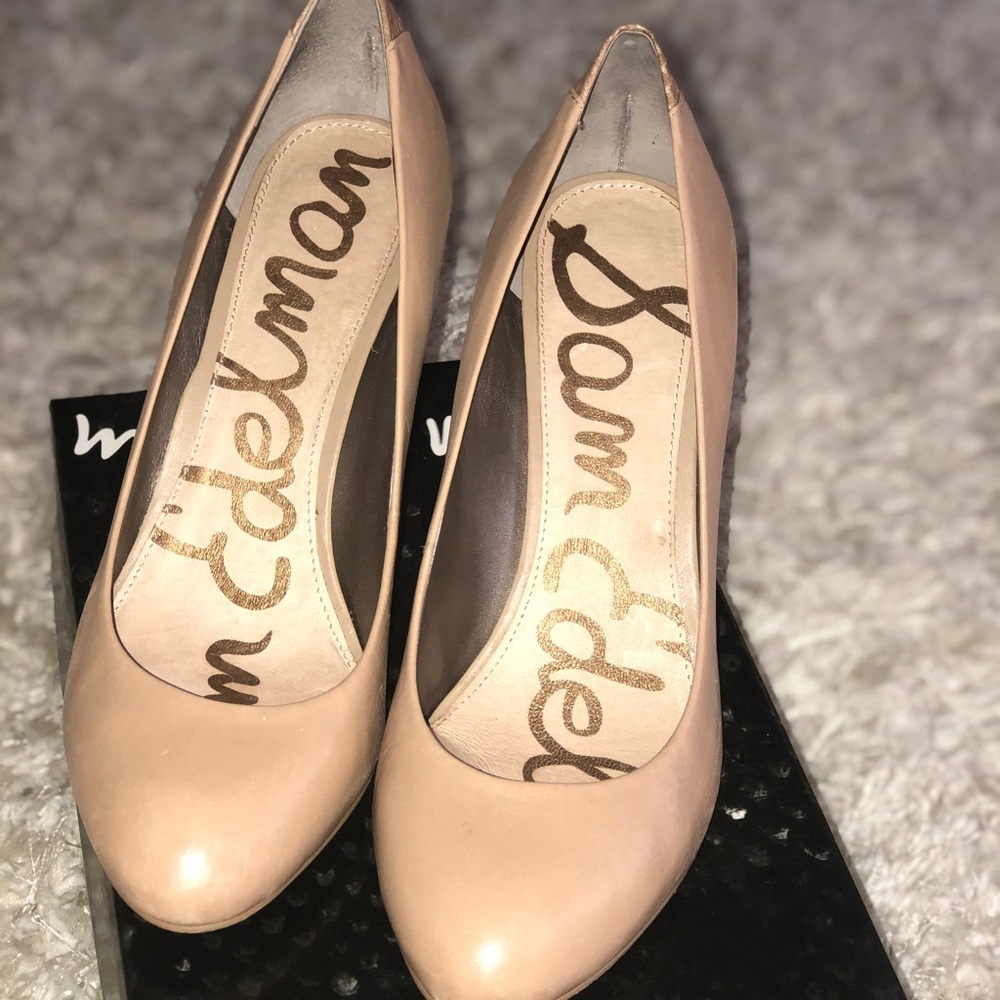 Nude heels